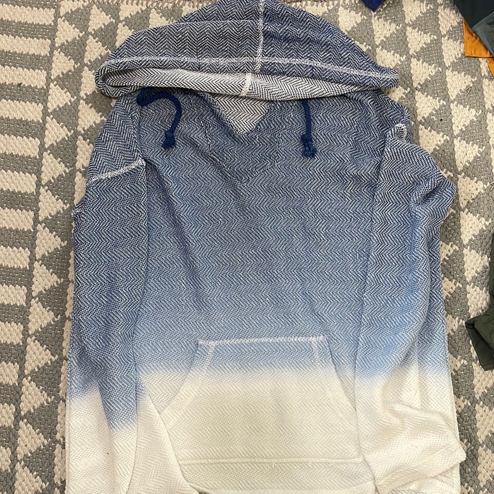 Knitted ombré hoodie